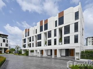 For sale 3 bedrooms house in Yan Nawa, Bangkok