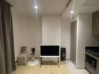 Продажа и аренда 1 кровать кондо в Хуаи Кхщанг, Бангкок