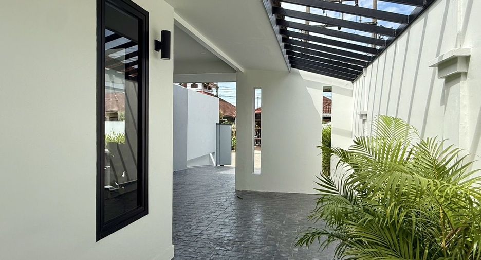 Casa en alquiler de 3 habitaciones en Mueang Phuket, Phuket