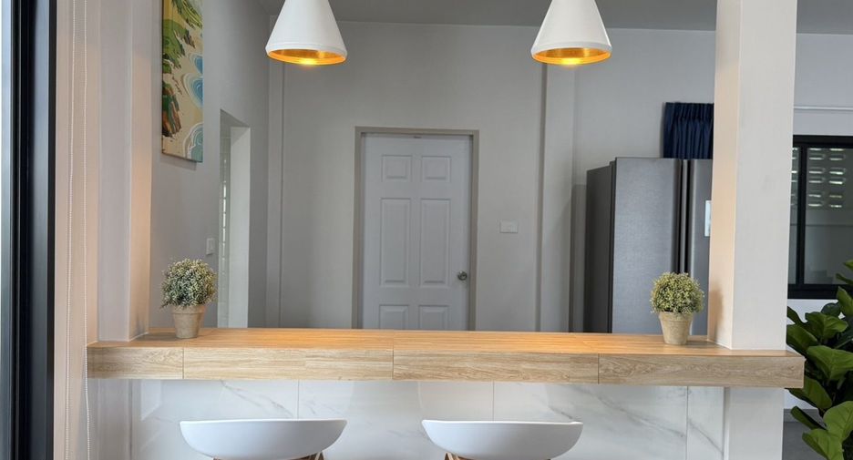Casa en alquiler de 3 habitaciones en Mueang Phuket, Phuket