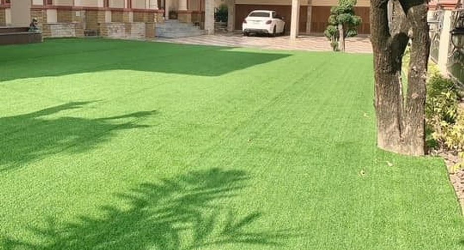 For sale 4 bedrooms house in Khan Na Yao, Bangkok