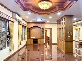 For sale 4 bedrooms house in Khan Na Yao, Bangkok