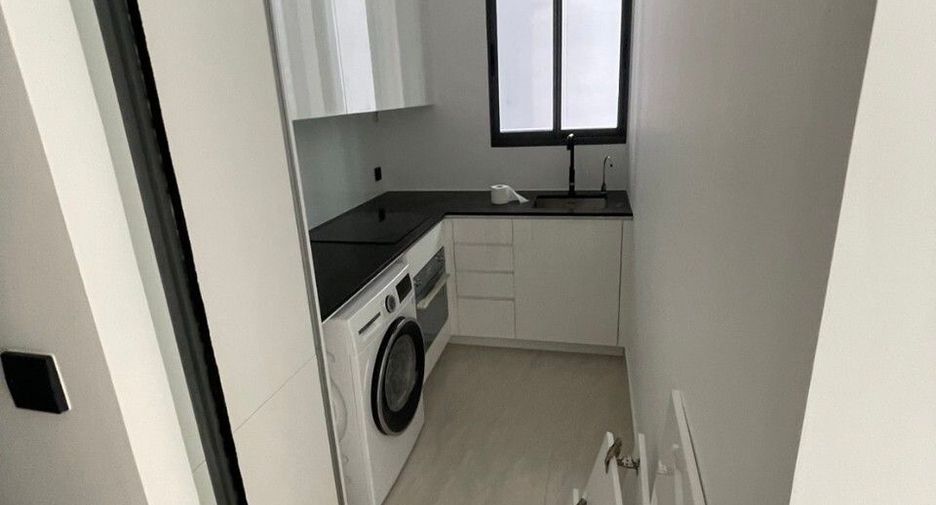 For sale and for rent 2 bedrooms condo in Sathon, Bangkok