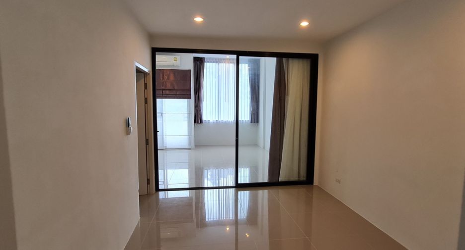 À vendre bureau à Mueang Phuket, Phuket
