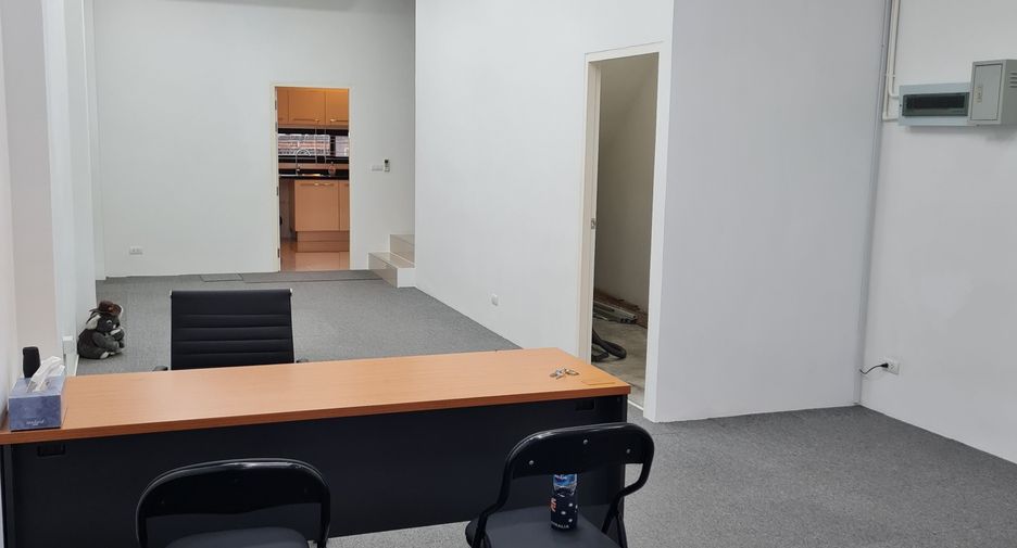 À vendre bureau à Mueang Phuket, Phuket