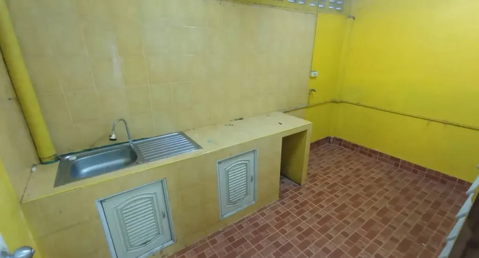 For rent 2 bedrooms townhouse in Mueang Chon Buri, Chonburi