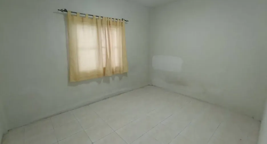 For rent 2 bedrooms townhouse in Mueang Chon Buri, Chonburi
