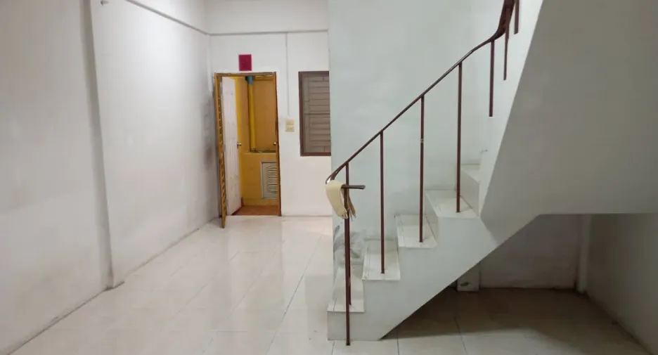 For rent 2 bedrooms townhouse in Mueang Chon Buri, Chonburi