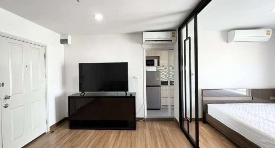 For sale 1 bed condo in Bang Sue, Bangkok