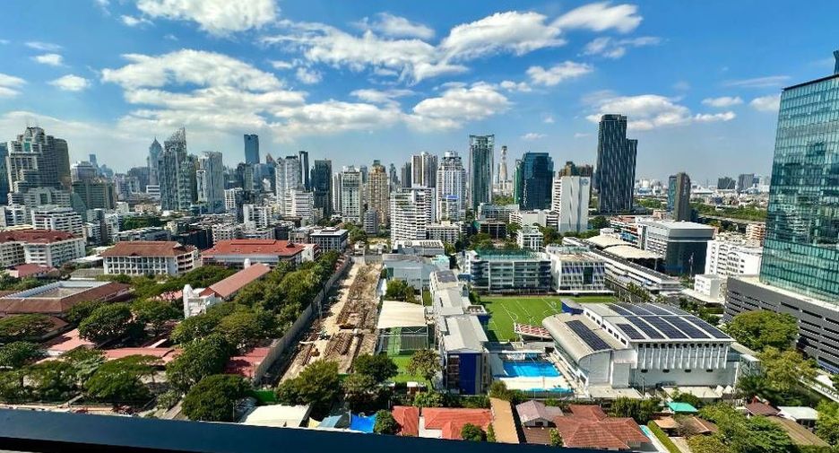 For sale 2 bedrooms condo in Watthana, Bangkok