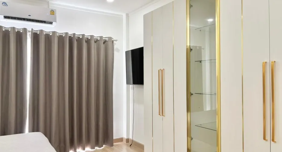 For rent 2 bedrooms house in Mueang Phuket, Phuket