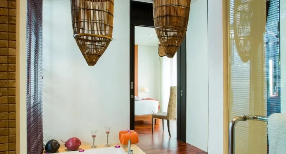 For rent 2 bedrooms condo in Mueang Phuket, Phuket