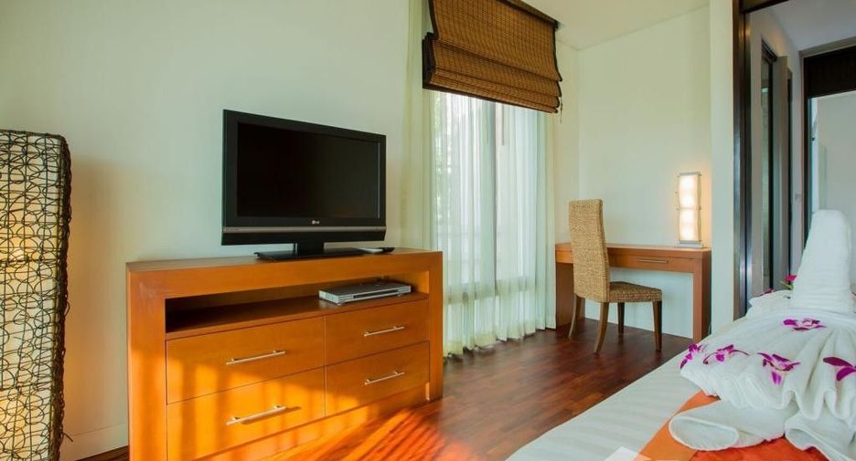 For rent 2 bedrooms condo in Mueang Phuket, Phuket