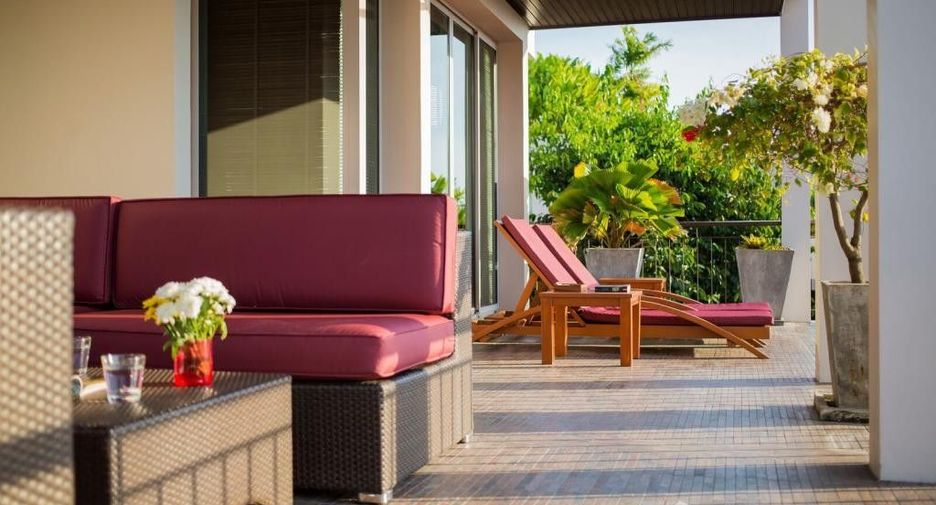 For rent 2 bedrooms condo in Mueang Phuket, Phuket
