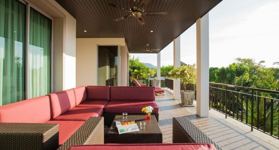 For rent 2 bedrooms condo in Mueang Phuket, Phuket