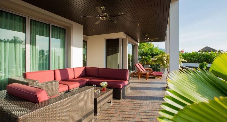 For rent 2 bedrooms condo in Mueang Phuket, Phuket
