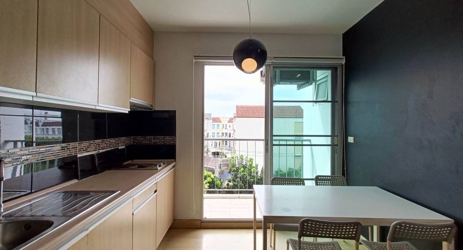 For sale 2 bedrooms condo in Bang Na, Bangkok