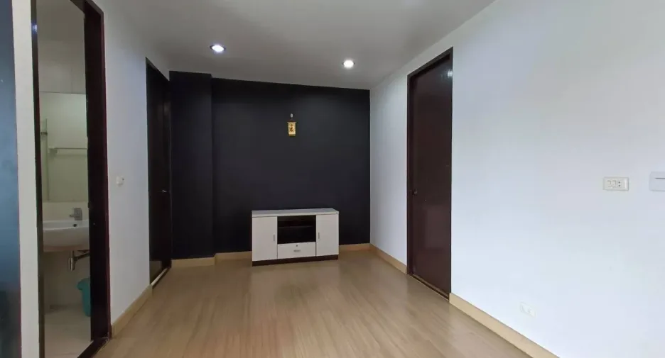 For sale 2 bedrooms condo in Bang Na, Bangkok