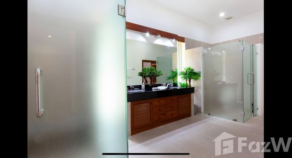 For sale and for rent 7 bedrooms villa in Thalang, Phuket