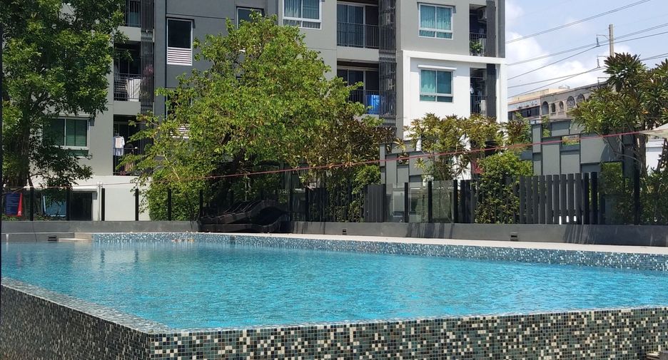 For sale 1 bed condo in Chom Thong, Bangkok