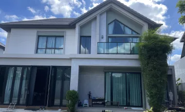 Casa en venta y en alquiler de 4 habitaciones en Bang Kruai, Nonthaburi