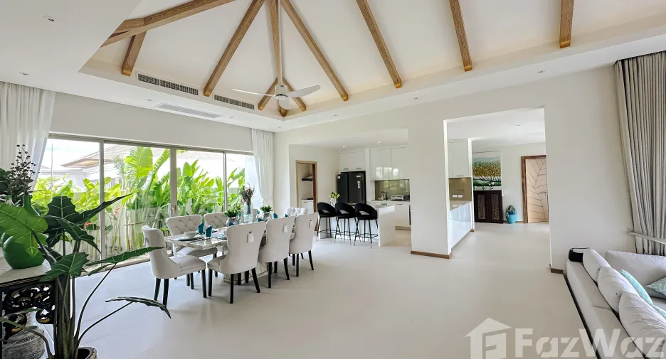 For sale and for rent 4 bedrooms villa in Thalang, Phuket