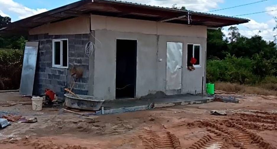 Terreno en venta en Tha Khantho, Kalasin