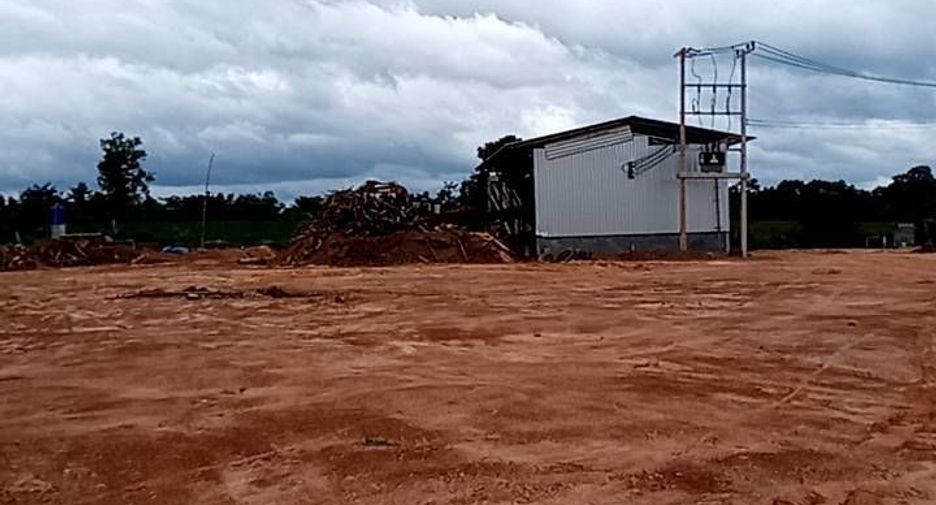 Terreno en venta en Tha Khantho, Kalasin
