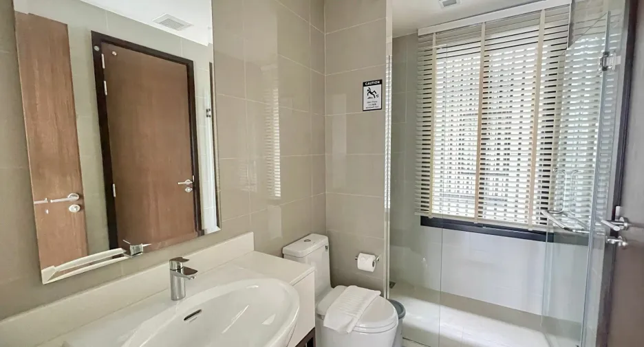 For rent 5 bedrooms villa in Thalang, Phuket
