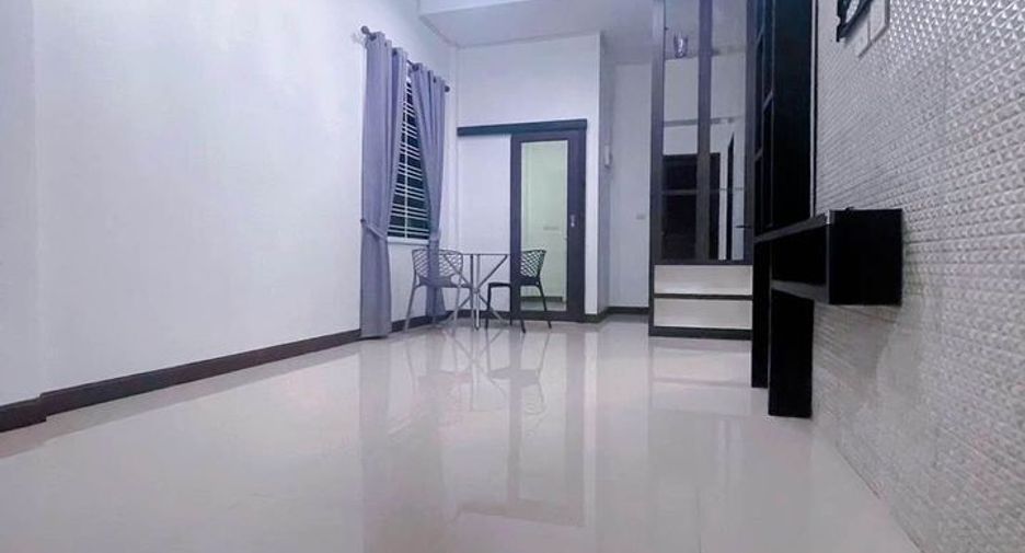 À vendre 2 chambres maison à Mueang Rayong, Rayong