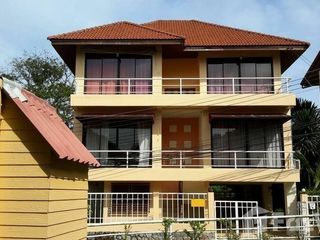 Haus zum Kauf mit 6 Zimmer in Mueang Phuket, Phuket