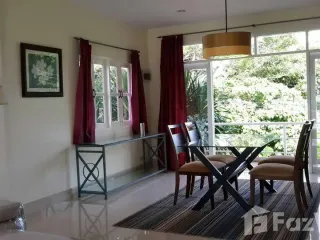 Haus zum Kauf mit 6 Zimmer in Mueang Phuket, Phuket