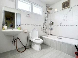 For sale 2 ベッドルーム house in Khan Na Yao, Bangkok