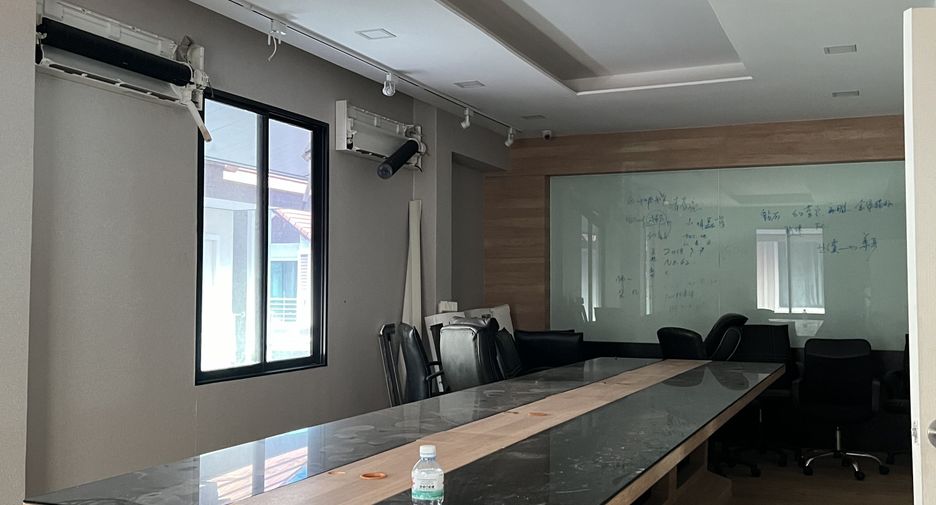 For sale 3 bedrooms retail Space in Mueang Phuket, Phuket