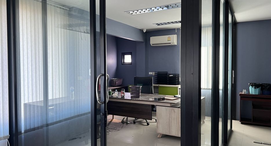 For sale 3 bedrooms retail Space in Mueang Phuket, Phuket