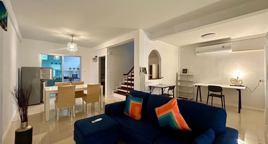 For rent 2 bedrooms townhouse in Mueang Phuket, Phuket