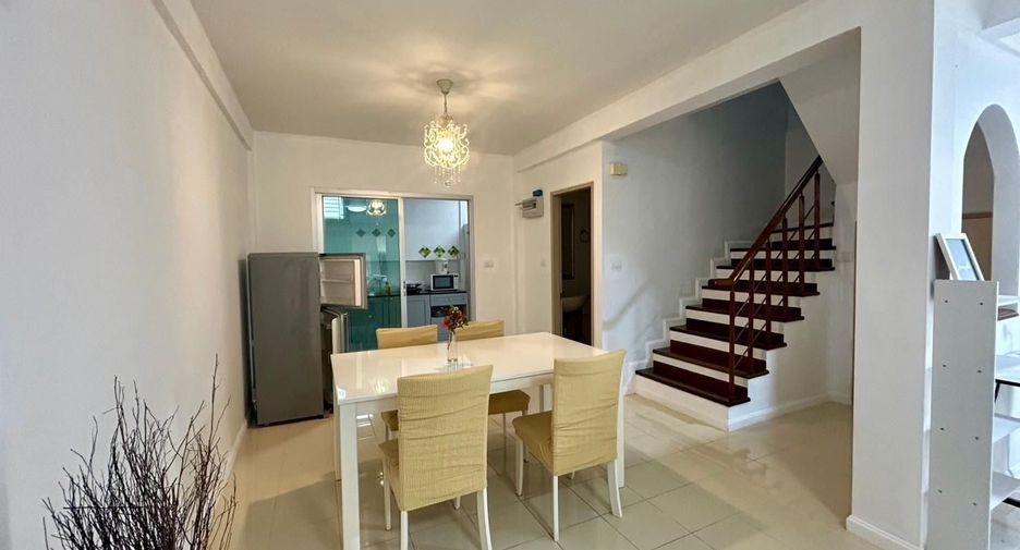 For rent 2 bedrooms townhouse in Mueang Phuket, Phuket