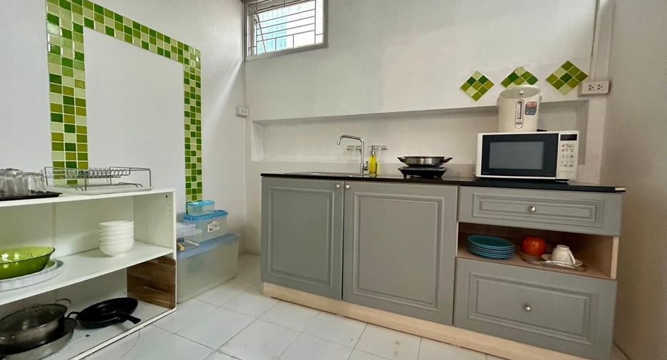 For rent 2 bedrooms townhouse in Mueang Phuket, Phuket