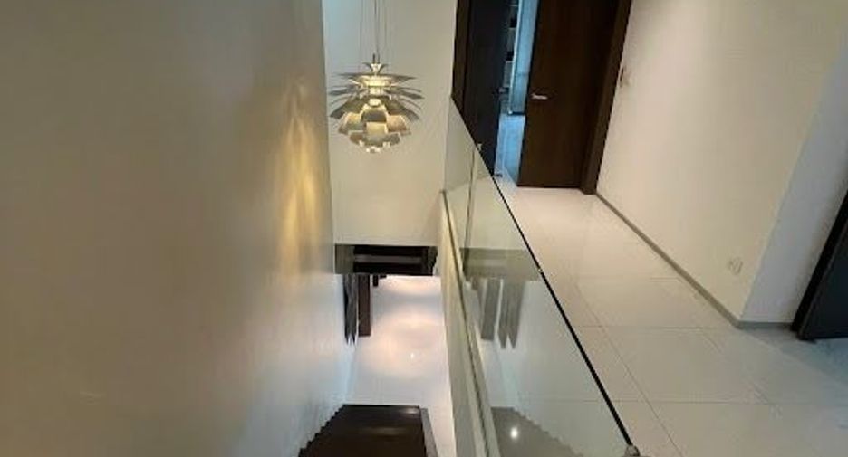 Wohnung zum Kauf und zur Miete mit 2 Zimmer in Watthana, Bangkok