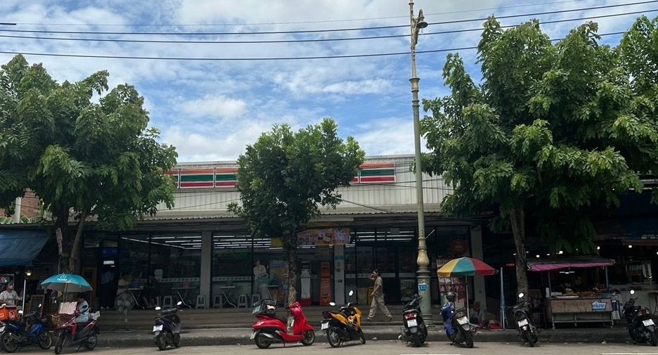 For sale retail Space in Nong Khaem, Bangkok