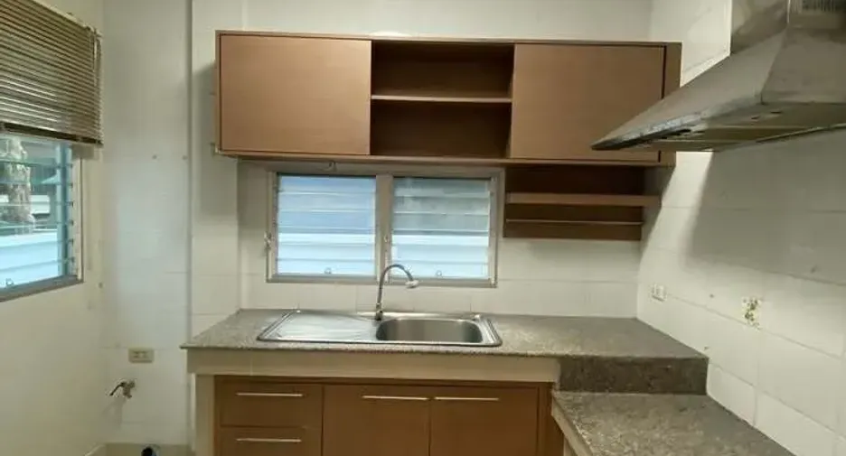 For rent 3 bedrooms house in Bang Kruai, Nonthaburi
