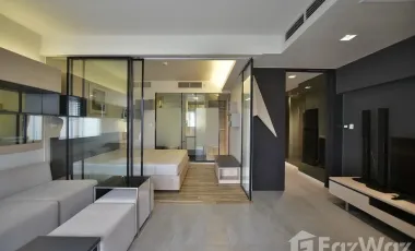 For sale 1 bed condo in Khlong Toei, Bangkok