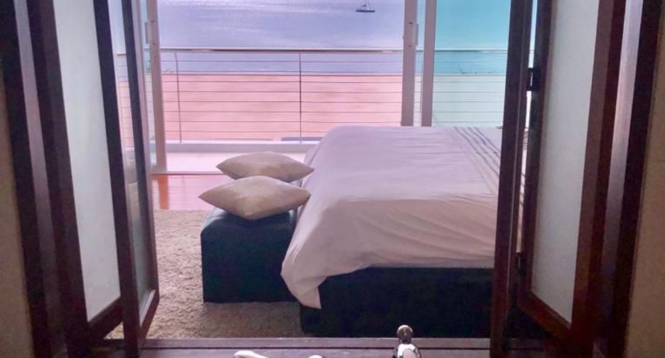 For rent 4 bedrooms condo 