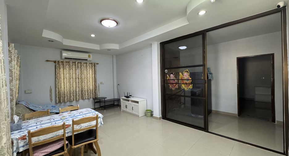 Casa en venta de 4 habitaciones en Mueang Udon Thani, Udon Thani