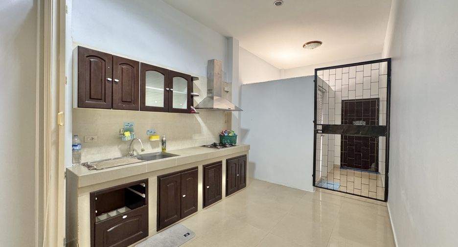 Casa en venta de 4 habitaciones en Mueang Udon Thani, Udon Thani