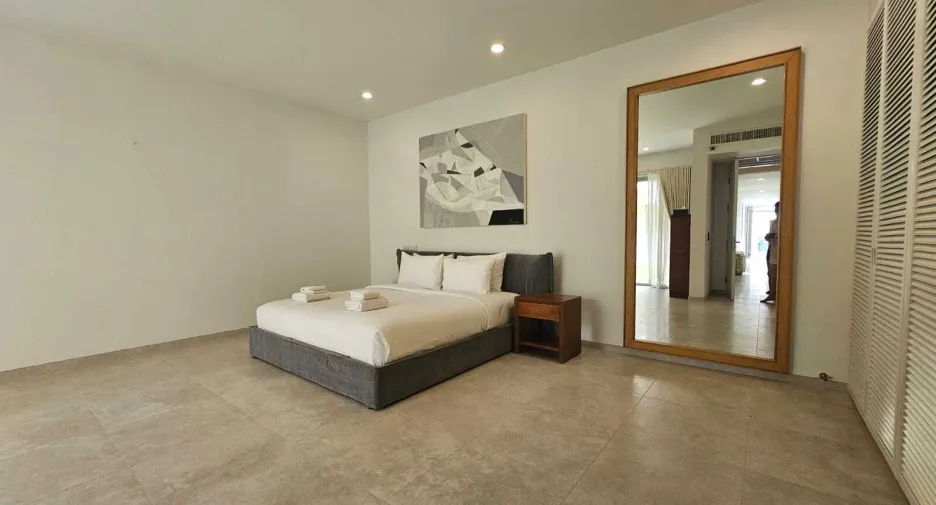 For rent 5 bedrooms villa in Thalang, Phuket