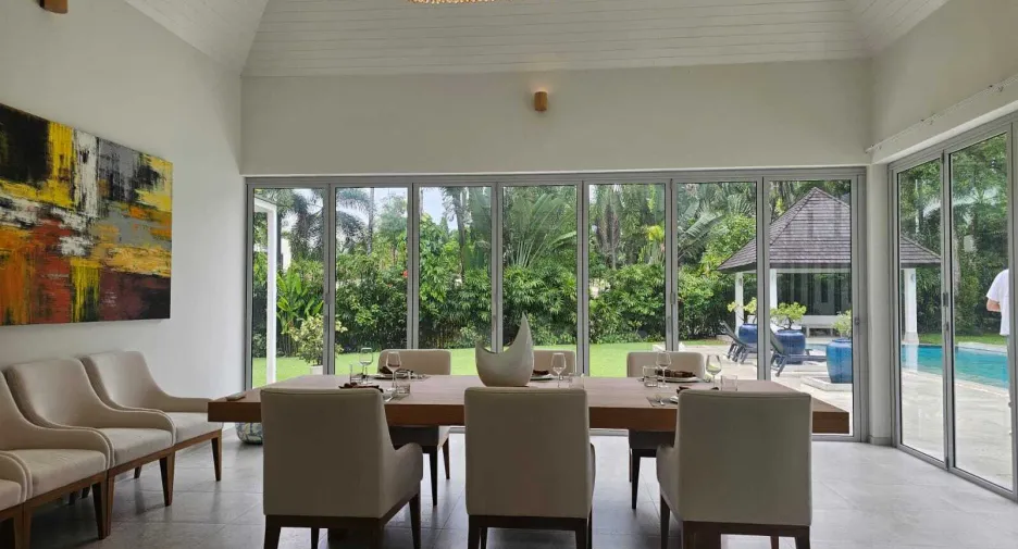 For rent 5 bedrooms villa in Thalang, Phuket