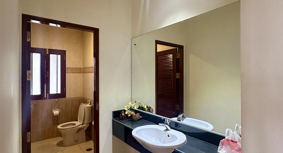 For sale 5 bedrooms house in Mueang Phuket, Phuket