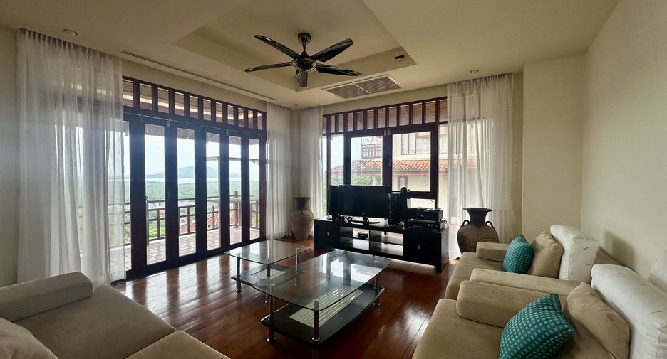 For sale 5 bedrooms house in Mueang Phuket, Phuket