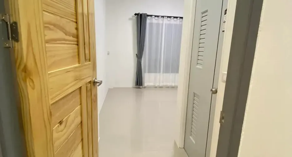 À vendre et à louer 3 chambres maison à Det Udom, Ubon Ratchathani